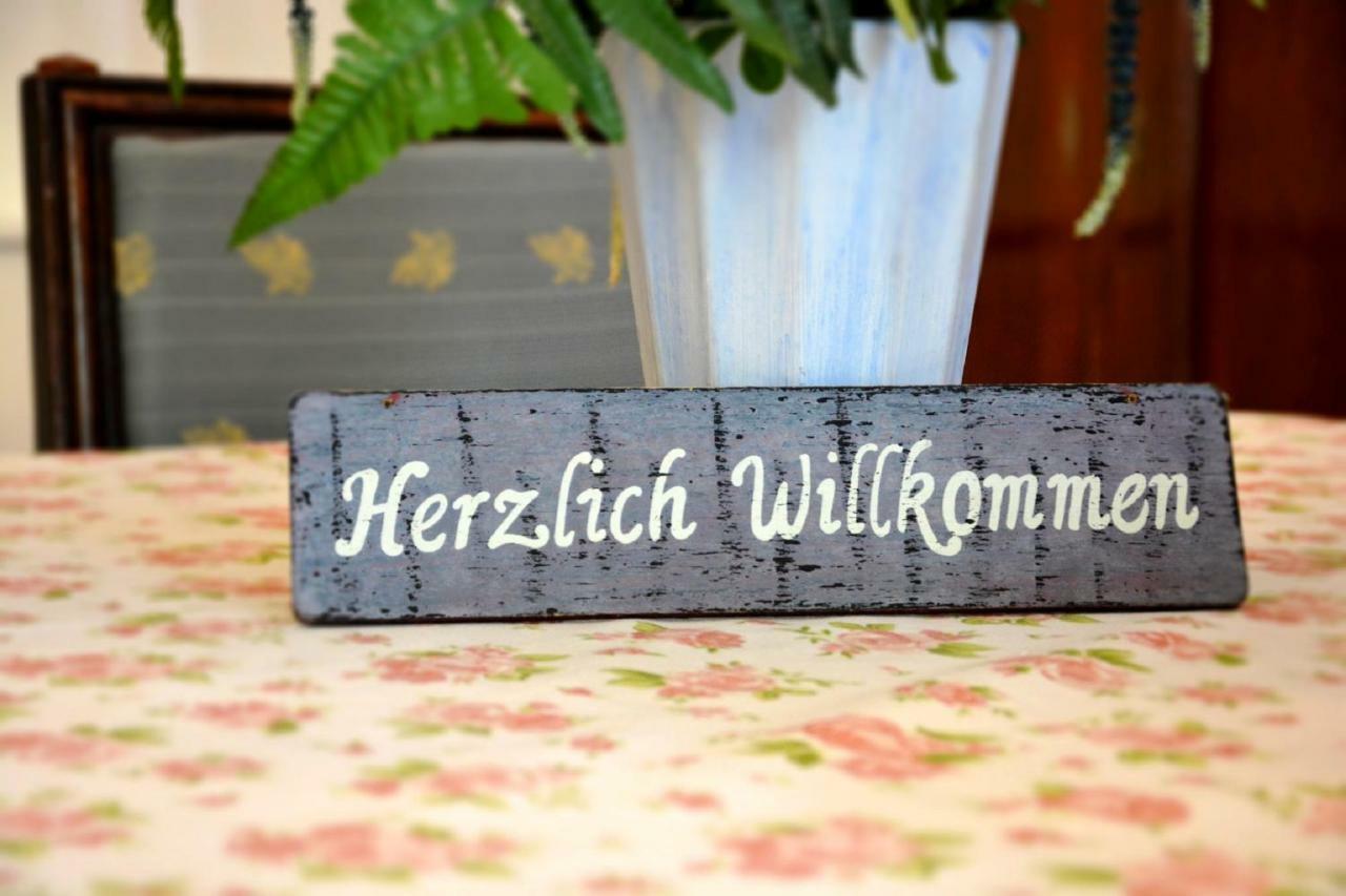 Gasthaus & Gaestehaus Bsteh Wulzeshofen Dış mekan fotoğraf
