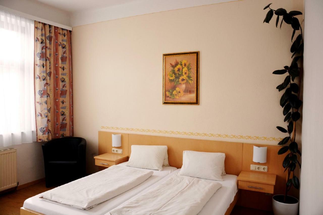 Gasthaus & Gaestehaus Bsteh Wulzeshofen Dış mekan fotoğraf