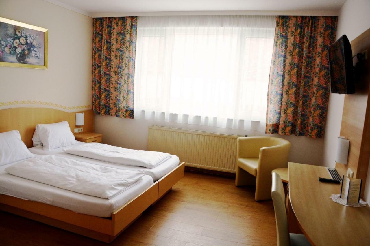 Gasthaus & Gaestehaus Bsteh Wulzeshofen Dış mekan fotoğraf